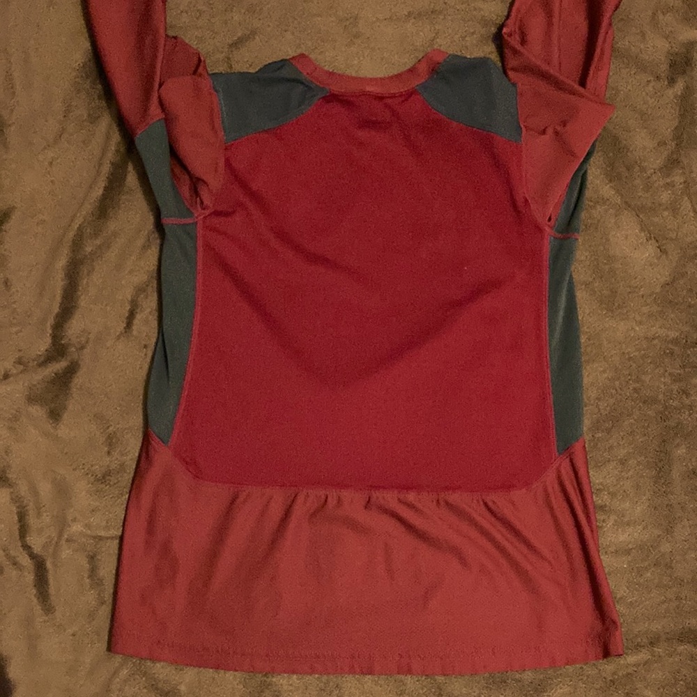 Nike Dri-Fit shirt - Picture 6 of 7